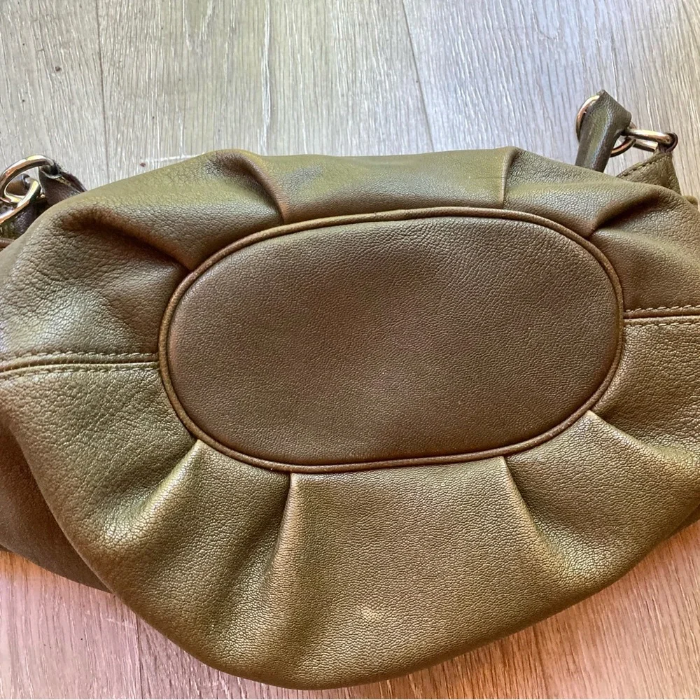 MICHAEL KORS HOBO DRAWSTRING SHOULDER BAG OLIVE ARMY GREEN PEBBLE LEATHER